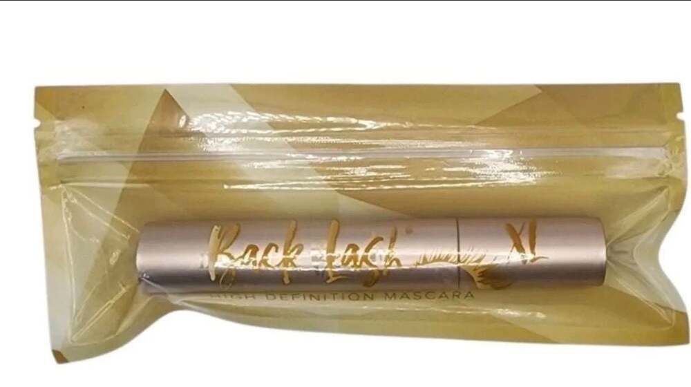 Belle Beauty Backlash XL High Definition Mascara in Very Black - New Sealed